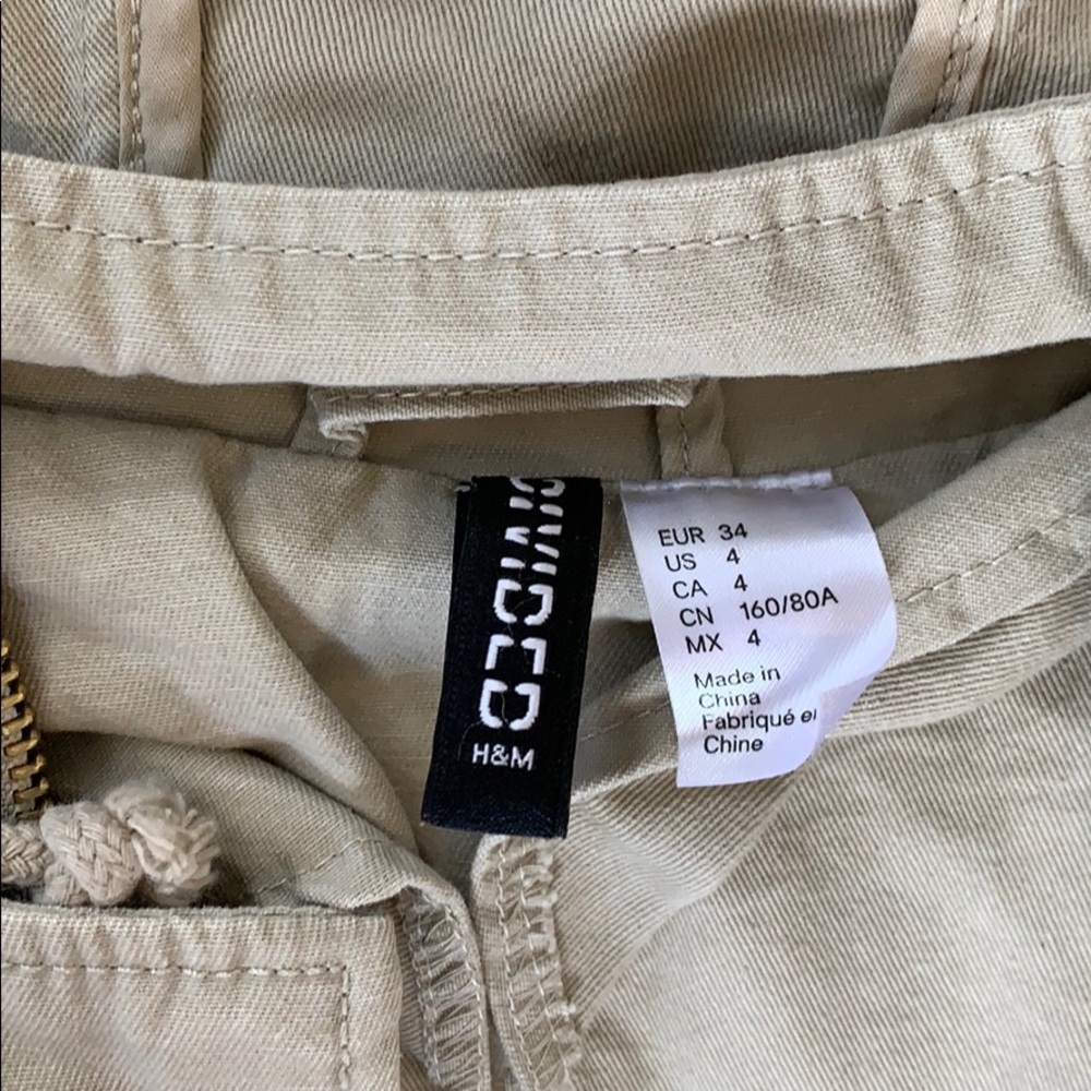 Beige jacket - Picture 2 of 2